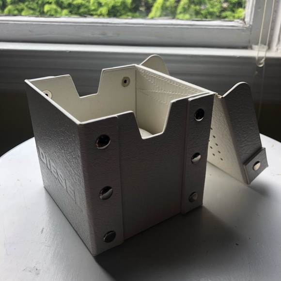 DIESEL Watch Box White Leather Box Faux Snap Closure Pillow Inside For Watch - Picture 3 of 12